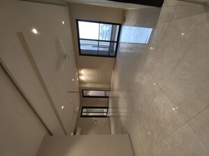 Room in 4 BHK Apartment at Kharar Road – for Sale