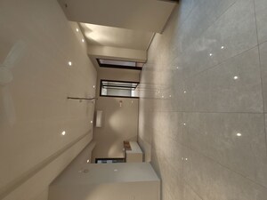 Room in 4 BHK Apartment at Kharar Road – for Sale