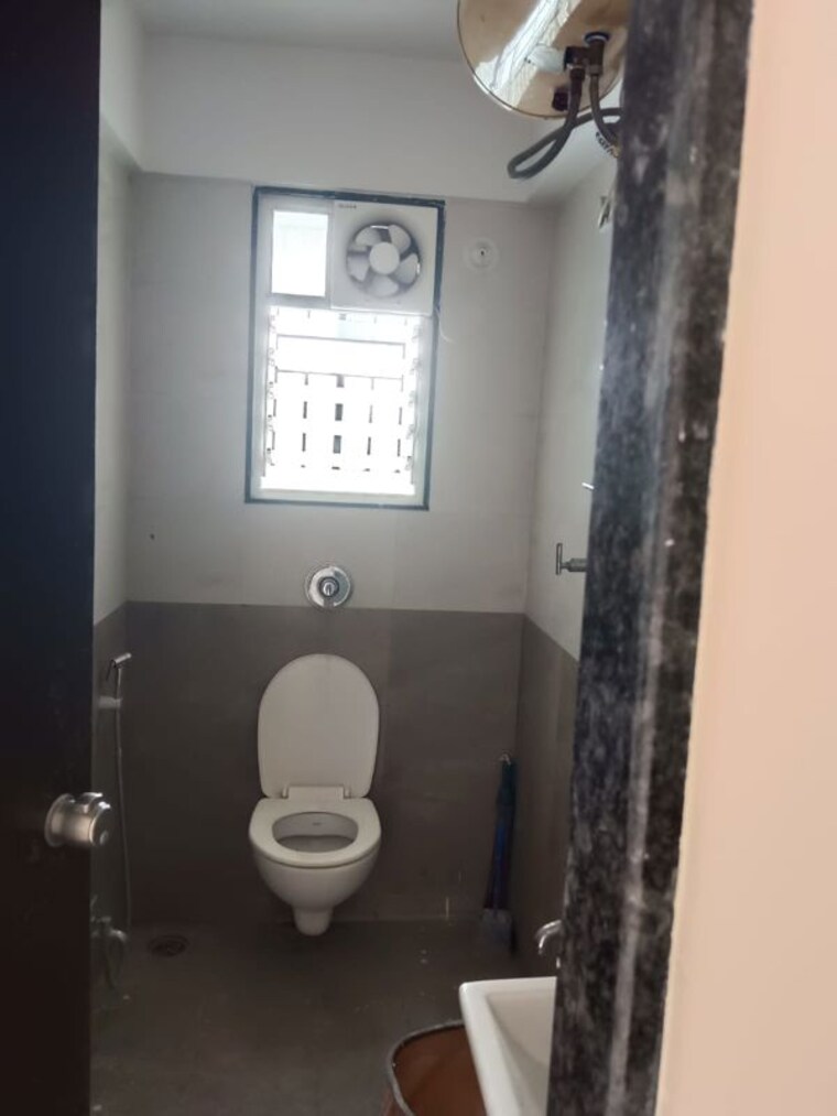 Bathroom, pristine-viva 2 Bedroom 1000 Sq.Ft. Apartment In Mohammadwadi Pune 10371162