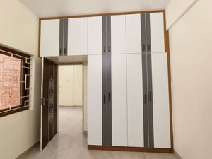 Room in 1 BHK Independent House at Hsr Layout Sector 3 – for Rent