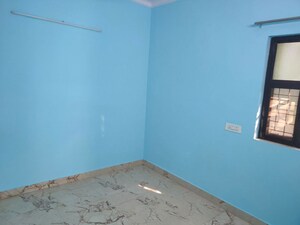 Room in 2 BHK Apartment at South Delhi – for Rent
