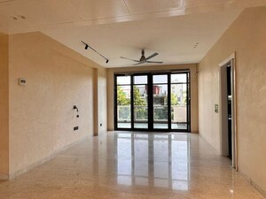Room in 4 BHK Apartment at SS Hibiscus, Sector 50 – for Rent