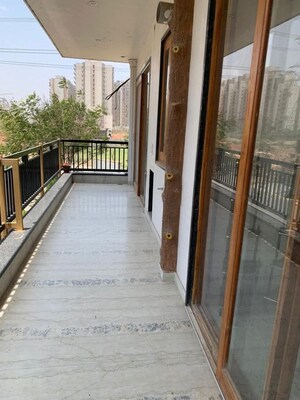 Balcony in 3 BHK Apartment at BPTP Amstoria, Sector 102 – for Sale