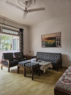 2 BHK + Extra Room Apartment For Rent in Navpada