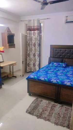 Bedroom in 1 RK Builder Floor at NK Savitry Enclave, Vip Road – for Rent