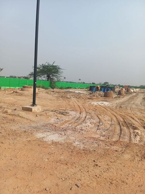 Plot Area in 3 BHK Builder Floor at Eureka Diya Green City, Raj Nagar Extension – for Sale