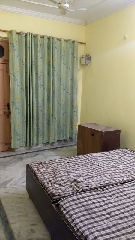 1 BHK + Extra Room Independent House For Rent in Alpha 1 Greater Noida