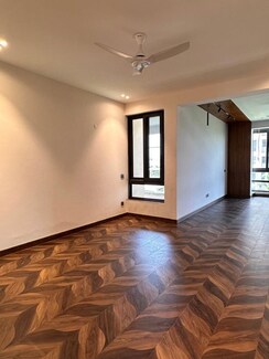 4 BHK + Servant Room Apartment For Rent in SS Hibiscus