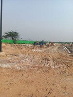 145 Sq.Yd. Plot in Sector 45