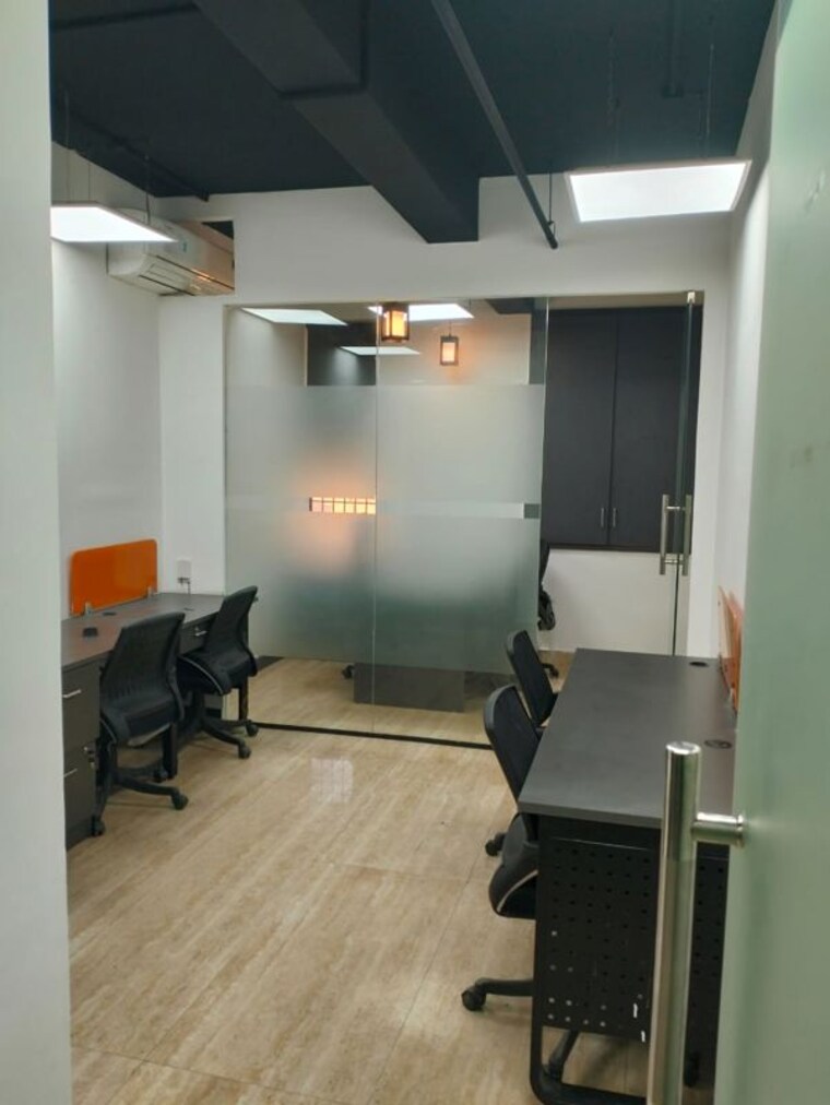 Team Area, sector 6 Commercial Office Space 1000 Sq.Ft. In Sector 6 Noida 10371298