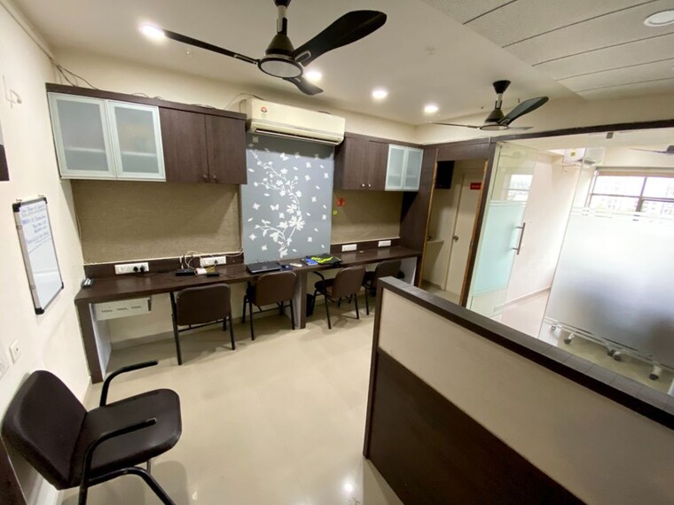 Team Area, yash-arian Commercial Office Space 465 Sq.Ft. In Memnagar Ahmedabad 10371302
