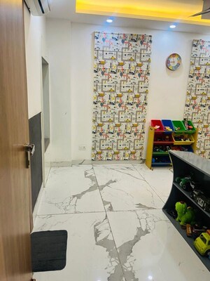 Team Area in 4 BHK Apartment at Logix Blossom County, Sector 137 – for Rent