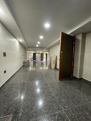 Room in 3 BHK Builder Floor at Ashok Vihar – for Sale