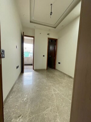 Room in 3 BHK Builder Floor at Ashok Vihar – for Sale