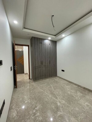 Room in 3 BHK Builder Floor at Ashok Vihar – for Sale