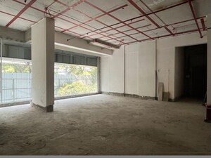  Shop For Rent in Chembur