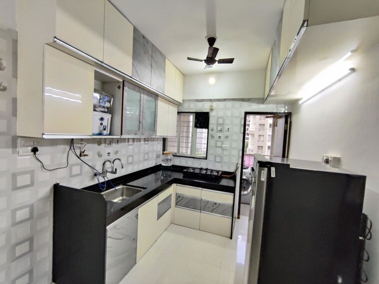Kitchen, shraddha-twin-tower 2 Bedroom 750 Sq.Ft. Apartment In Wakad Pune 10371394