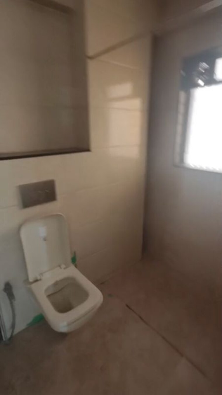 Bathroom, meena-parvati-sadan 3 Bedroom 1235 Sq.Ft. Apartment In Chembur Mumbai 10371360