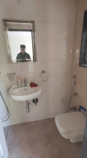 Bathroom in 3 BHK Apartment at Meena Parvati Sadan, Chembur – for Rent