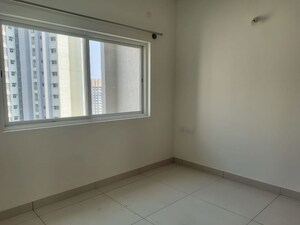 Room in 3 BHK Apartment at Avalon Park At The Prestige City, Sarjapur Road – for Rent