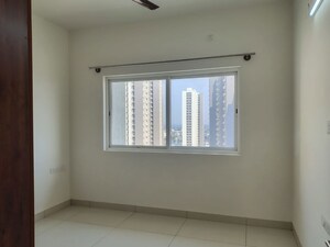 Room in 3 BHK Apartment at Avalon Park At The Prestige City, Sarjapur Road – for Rent