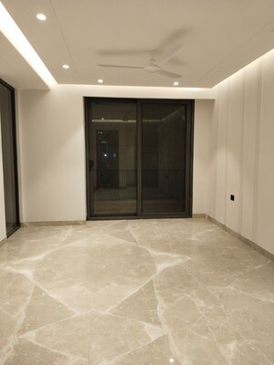 Room in 5 BHK Penthouse at Jawahar Nagar – for Rent