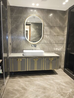 Bathroom in 5 BHK Penthouse at Jawahar Nagar – for Rent