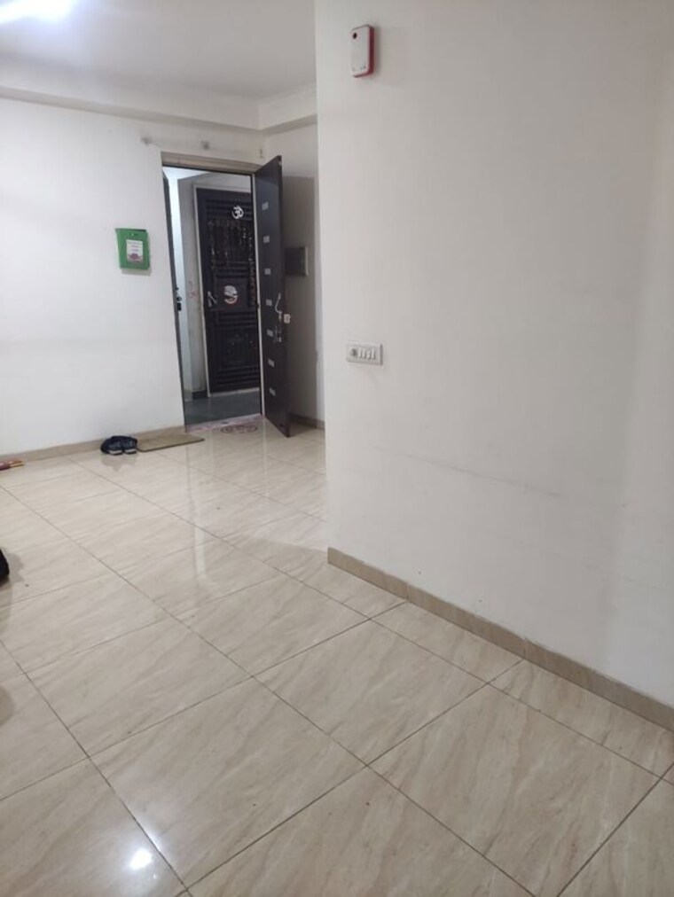 Room, gaur-city-2-14th-avenue 2 Bedroom 1040 Sq.Ft. Apartment In Sector 16c Greater Noida Greater Noida 10371383