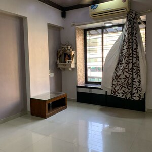 Room in 1 BHK Apartment at New Nikita Apartments, Shimpoli – for Rent