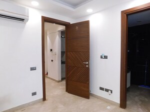 Room in 3 BHK Apartment at Jawahar Nagar – for Sale