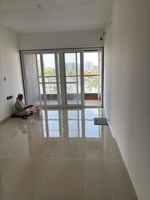 Room in 2.5 BHK Apartment at Pristine Allure, Kharadi – for Rent