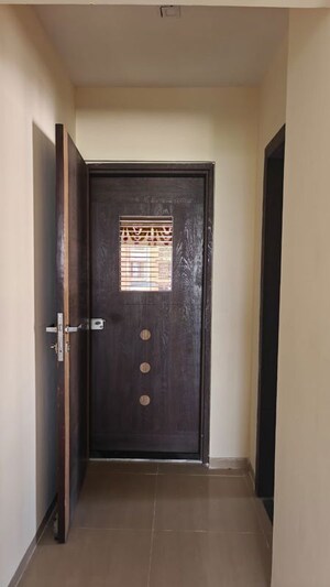 Furnished Amenities in 3 BHK Apartment at Unique Twins Tower CHS, Kharghar Sector 20 – for Rent