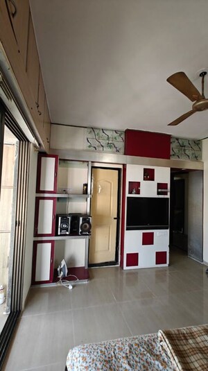 Kitchen in 3 BHK Apartment at Unique Twins Tower CHS, Kharghar Sector 20 – for Rent