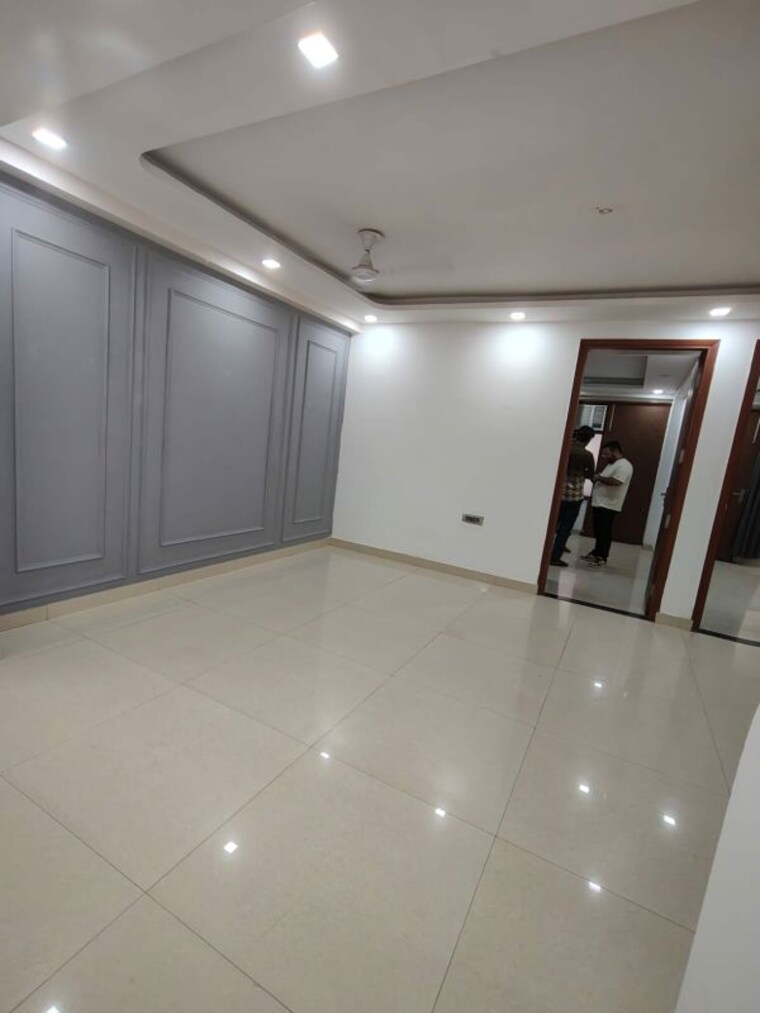 Room, sector 46 2 Bedroom 1300 Sq.Ft. Builder Floor In Sector 46 Gurgaon 10371475