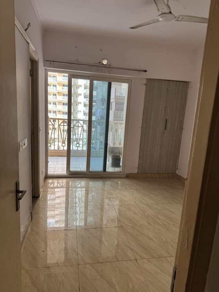 Room, gaur-city-7th-avenue 2 Bedroom 1075 Sq.Ft. Apartment In Sector 4 Greater Noida Greater Noida 10371397
