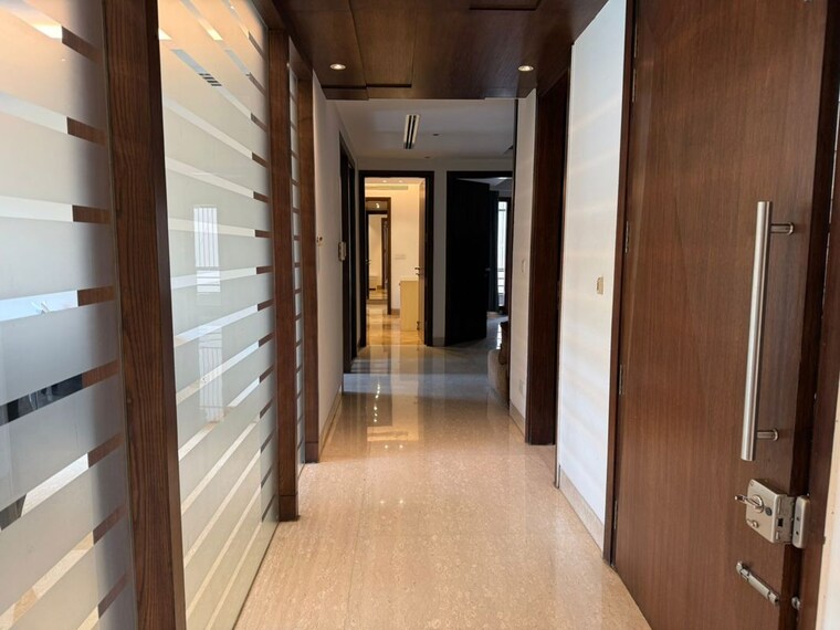 undefined, jawahar nagar 4 Bedroom 3700 Sq.Ft. Apartment In Jawahar Nagar Delhi 10371480