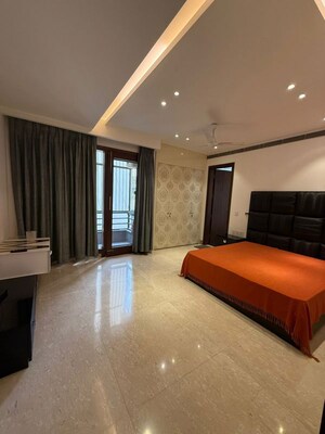 Living Room in 4 BHK Apartment at Jawahar Nagar – for Rent