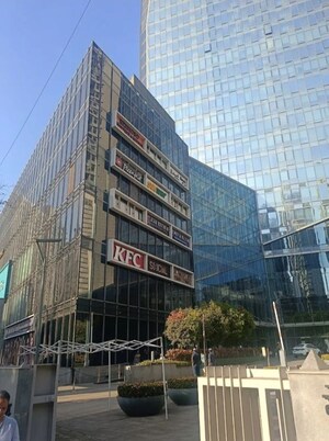  Office Space – Exterior View View at Kohinoor Square Altissimo, Dadar West - for Rent
