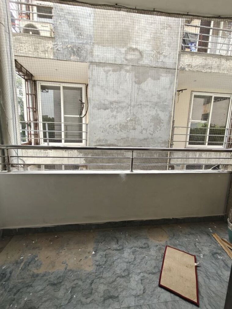 Balcony, ansal-sushant-lok-i 2 Bedroom 150 Sq.Yd. Builder Floor In Sector 43 Gurgaon 10371491