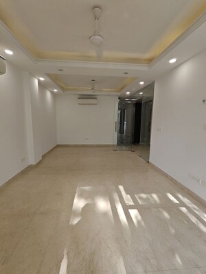 Kitchen in 3 BHK Builder Floor at Ansal Sushant Lok I, Sector 43 – for Sale