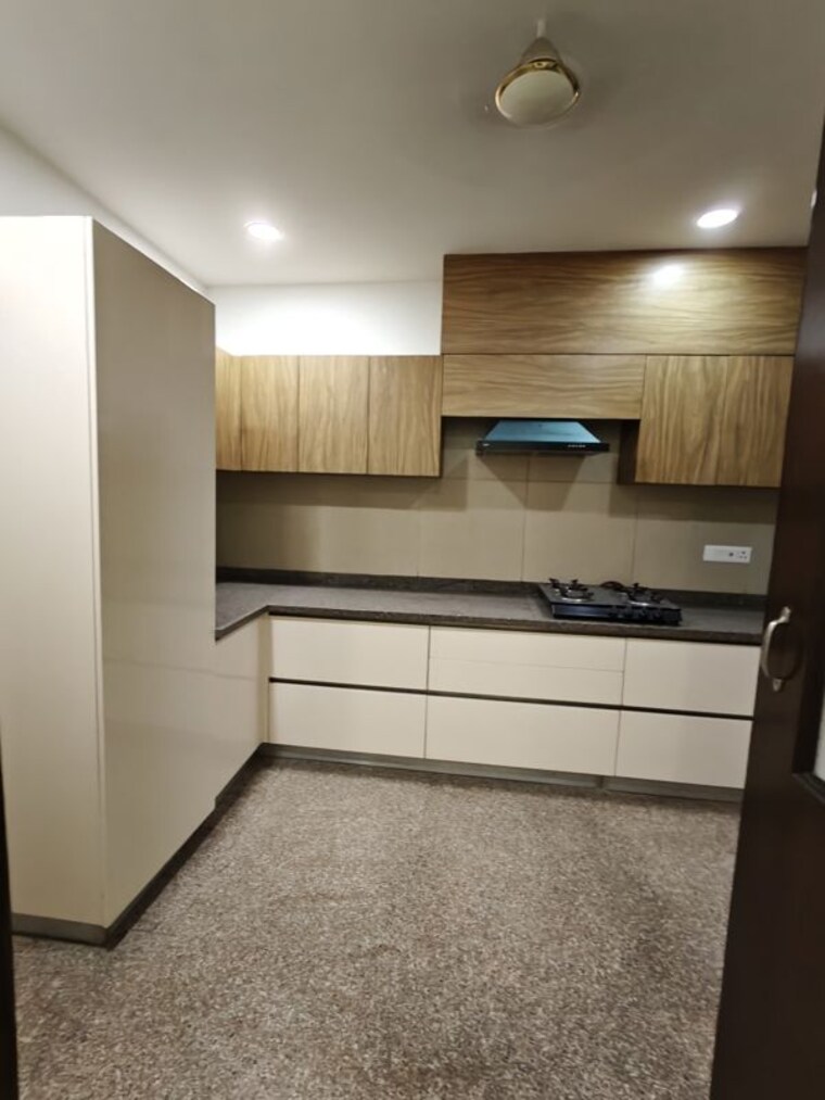 Kitchen, ansal-sushant-lok-i 3 Bedroom 215 Sq.Yd. Builder Floor In Sector 43 Gurgaon 10371508