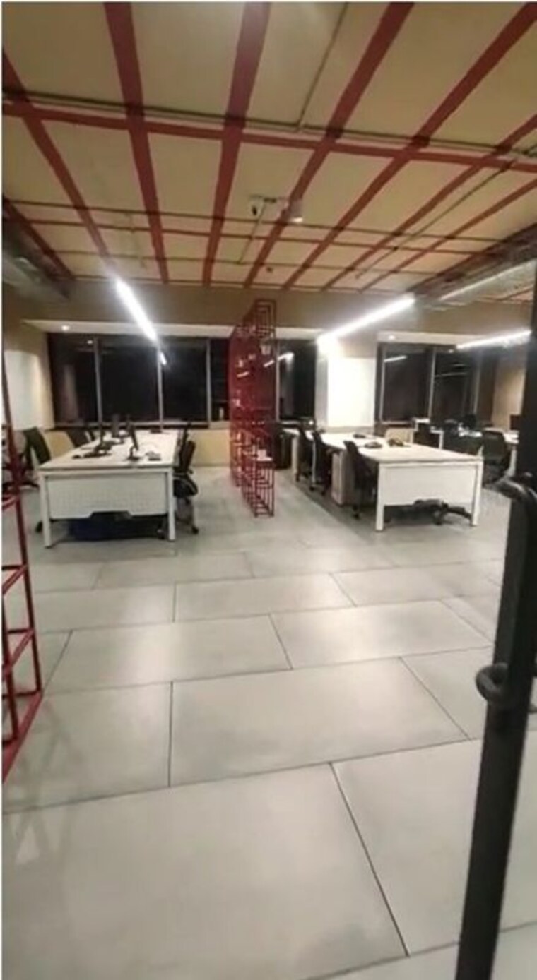 Team Area, sindhi-society Commercial Office Space 4420 Sq.Ft. In Chembur Mumbai 10371496