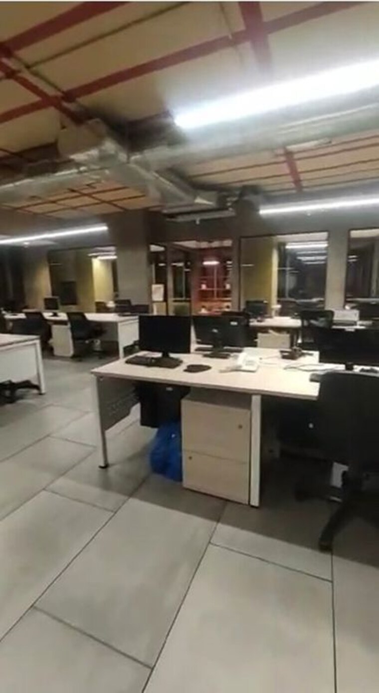 Team Area, sindhi-society Commercial Office Space 4420 Sq.Ft. In Chembur Mumbai 10371496