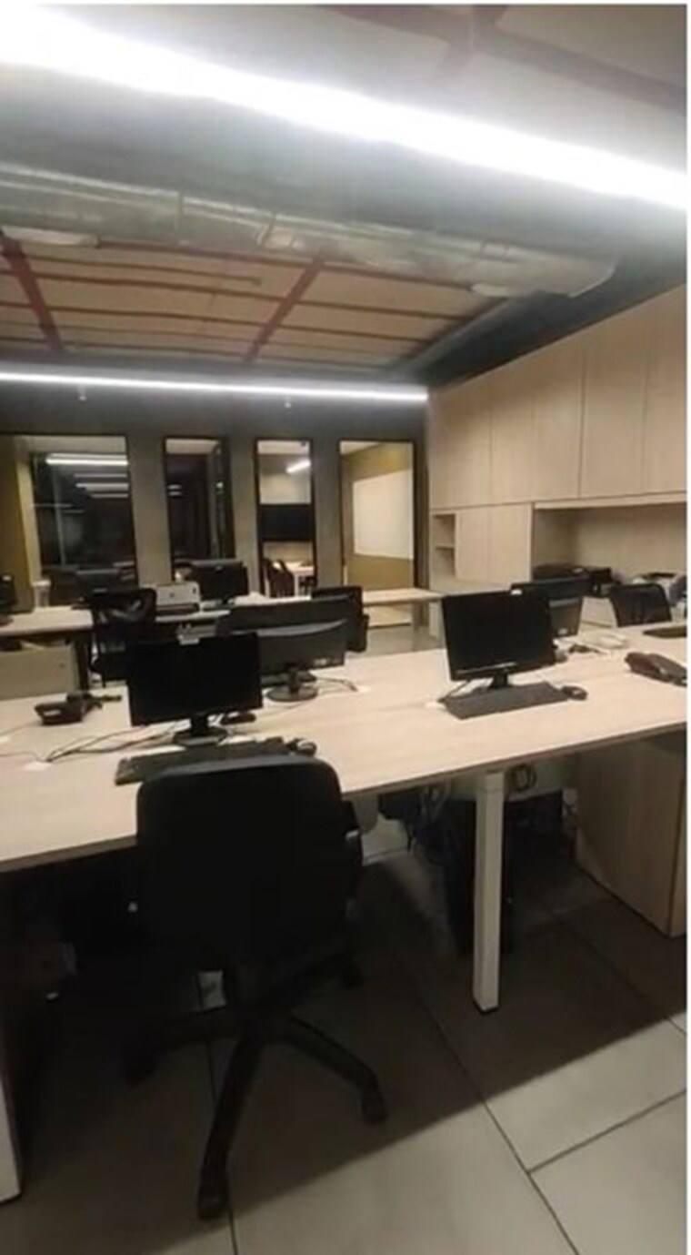 Team Area, sindhi-society Commercial Office Space 4420 Sq.Ft. In Chembur Mumbai 10371496