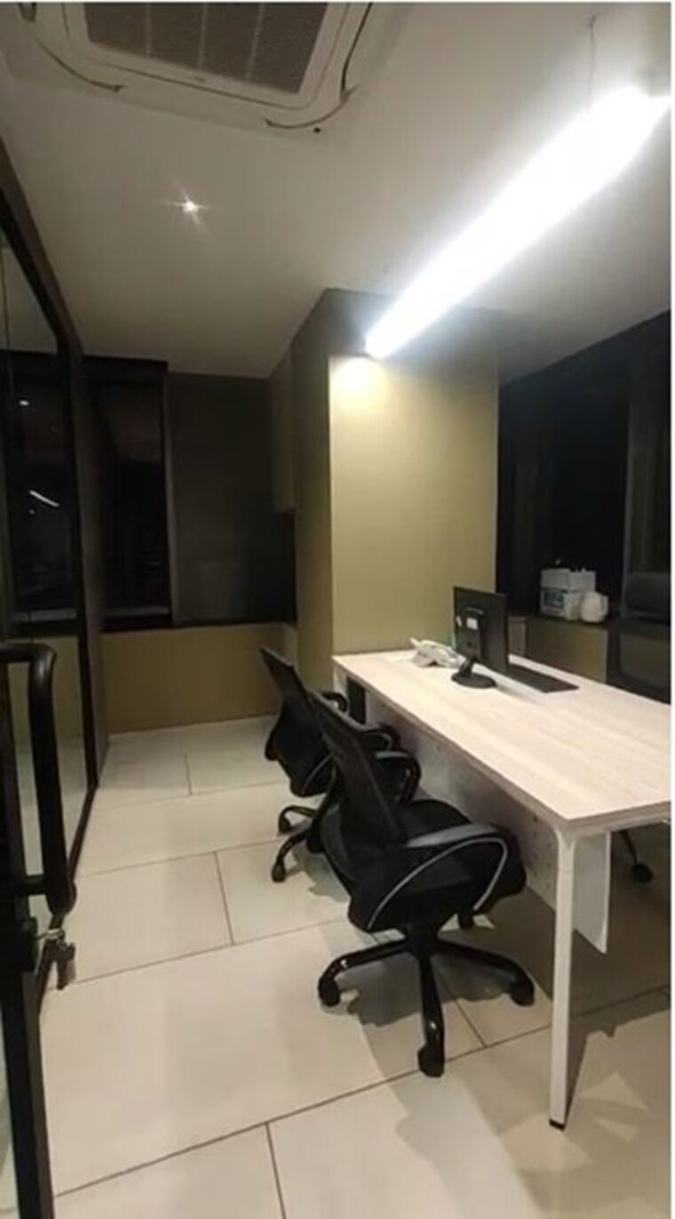 Team Area, sindhi-society Commercial Office Space 4420 Sq.Ft. In Chembur Mumbai 10371496