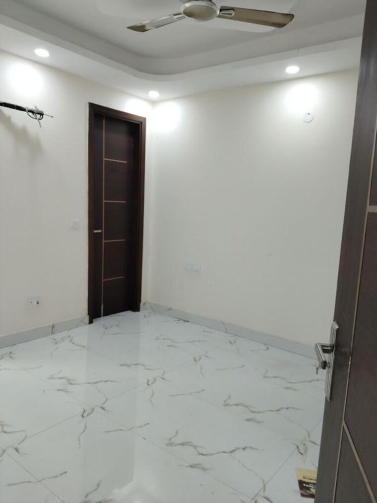 Room, panchsheel vihar 3 Bedroom 1250 Sq.Ft. Apartment In Panchsheel Vihar Delhi 10371520