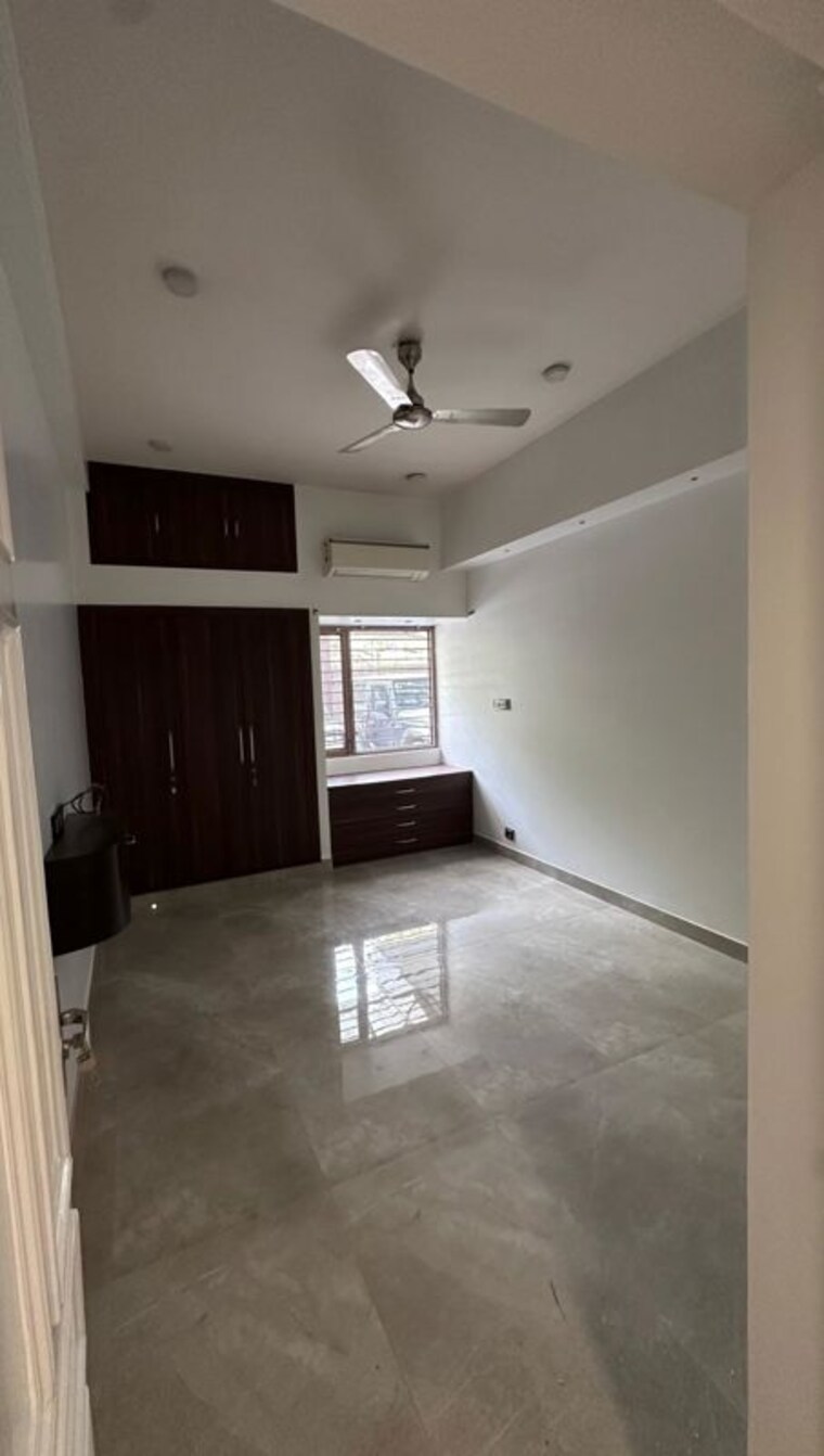 Room, anand niketan 3 Bedroom 2200 Sq.Ft. Builder Floor In Anand Niketan Delhi 10371540
