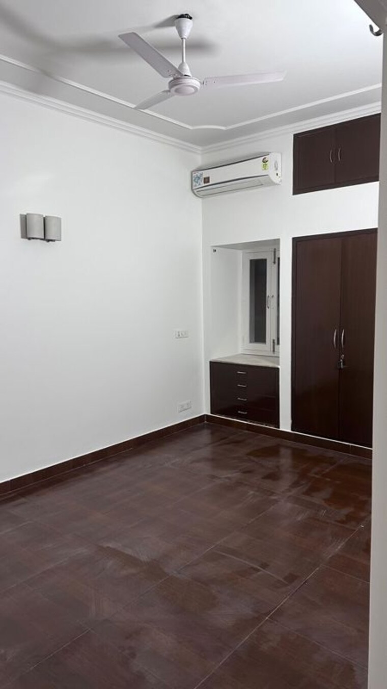 Room, anand niketan 3 Bedroom 2200 Sq.Ft. Builder Floor In Anand Niketan Delhi 10371540