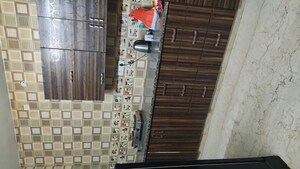 Staircase in 3 BHK Builder Floor at DLF City Phase IV, Dlf Phase iv – for Rent