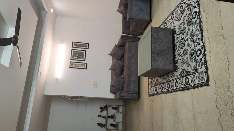 Living Room, dlf-city-phase-iv 3 Bedroom 215 Sq.Yd. Builder Floor In Dlf Phase iv Gurgaon 10371523